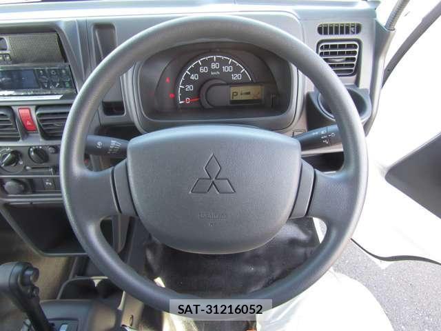 Mitsubishi MINICAB TRUCK 2026-03 8367030-15