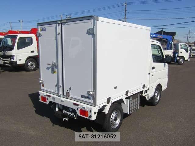 Mitsubishi MINICAB TRUCK 2026-03 8367030-4