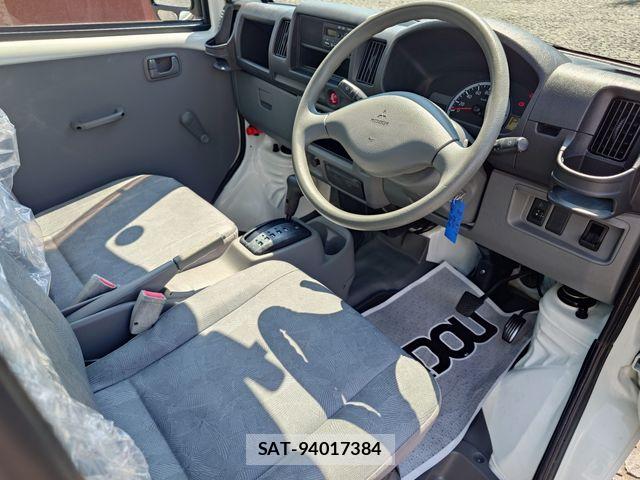 Mitsubishi MINICAB TRUCK 2010-12 8744052-10