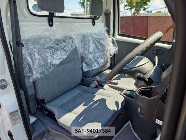 Mitsubishi MINICAB TRUCK 2010-12 8744052-11