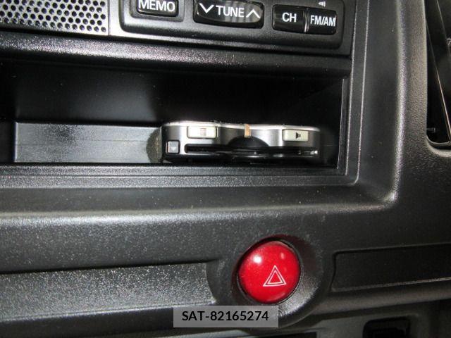 Mitsubishi MINICAB TRUCK 2010-04 8880831-14
