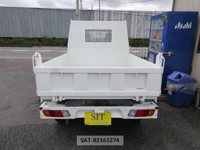 Mitsubishi MINICAB TRUCK 2010-04 8880831-2