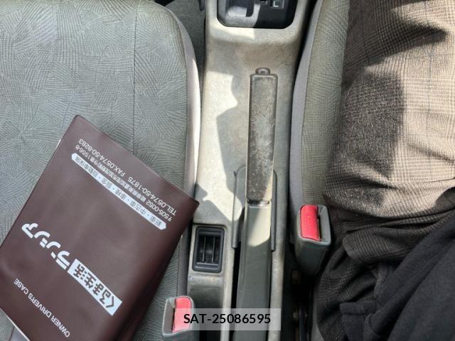 Mitsubishi MINICAB TRUCK 2005-12 8883934-16