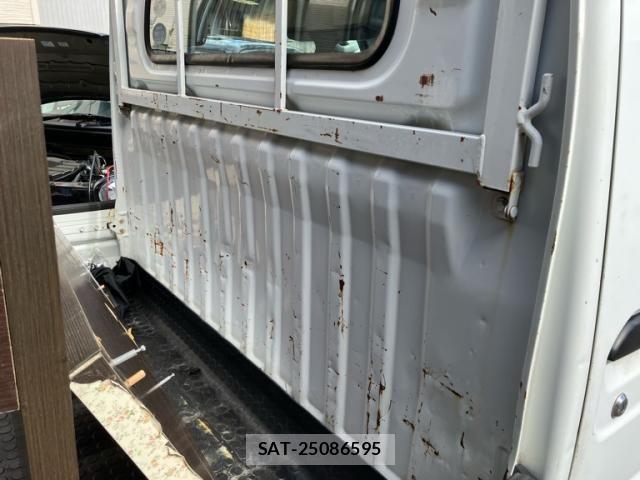 Mitsubishi MINICAB TRUCK 2005-12 8883934-19