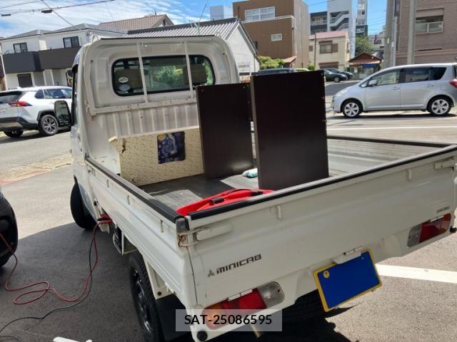 Mitsubishi MINICAB TRUCK 2005-12 8883934-2