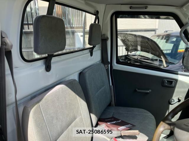 Mitsubishi MINICAB TRUCK 2005-12 8883934-8