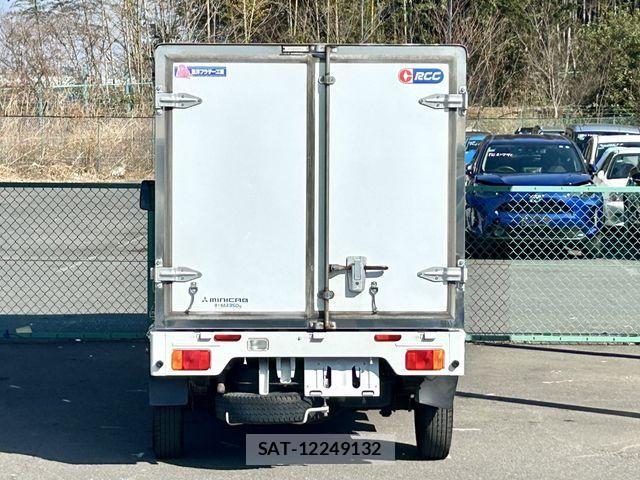 Mitsubishi MINICAB TRUCK 2017-01 807908-10