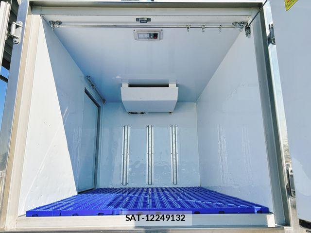 Mitsubishi MINICAB TRUCK 2017-01 807908-13