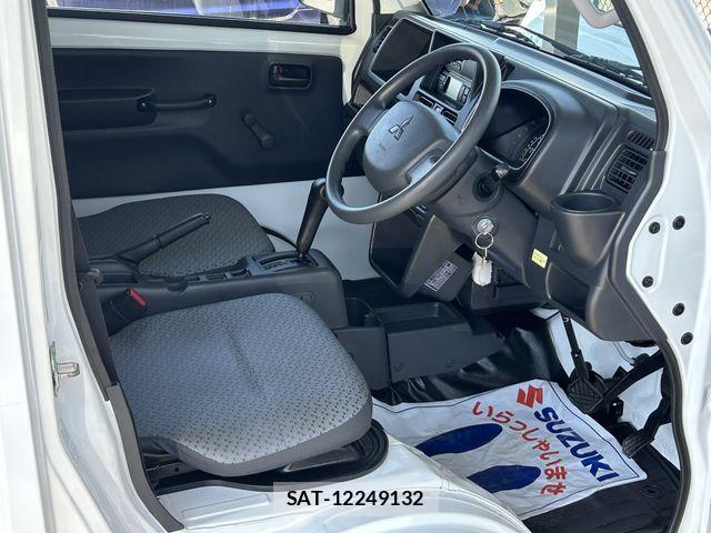 Mitsubishi MINICAB TRUCK 2017-01 807908-19
