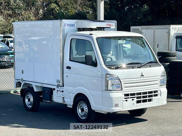Mitsubishi MINICAB TRUCK 2017-01 807908-6