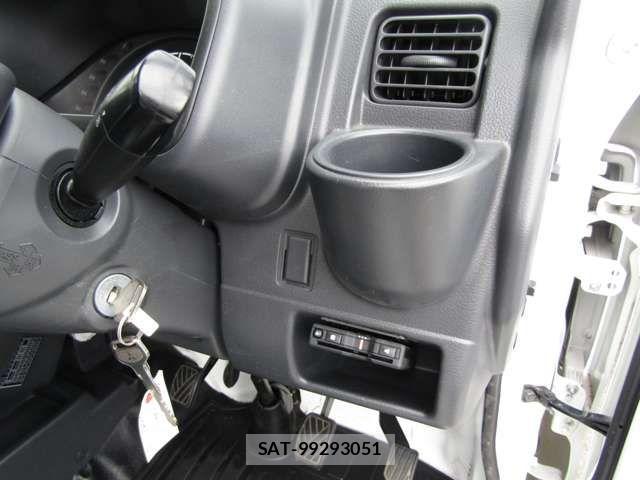 Mitsubishi MINICAB TRUCK 2020-10 1306289-14