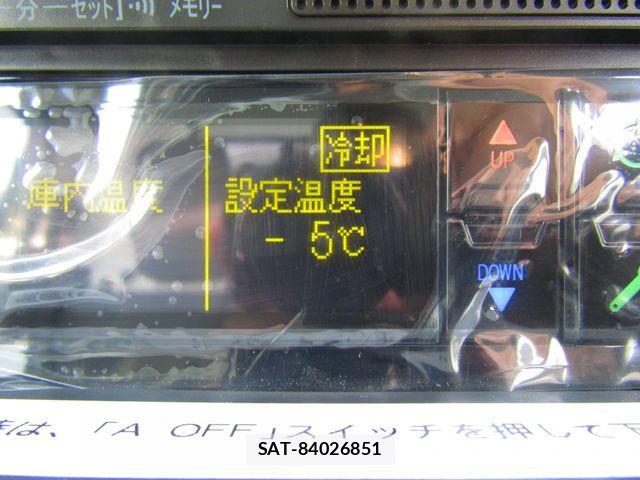 Mitsubishi MINICAB TRUCK 2024-11 1413536-22