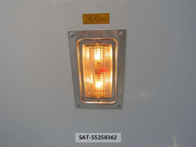 Mitsubishi MINICAB TRUCK 2024-11 1413535-11