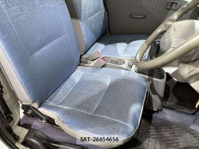Mitsubishi MINICAB TRUCK 2000-01 4422249-18