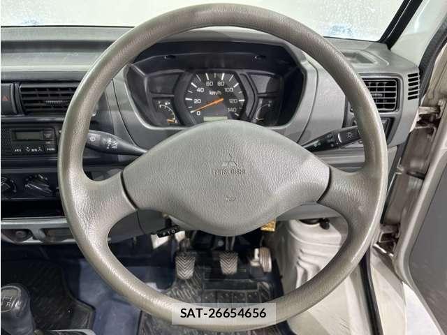 Mitsubishi MINICAB TRUCK 2000-01 4422249-21