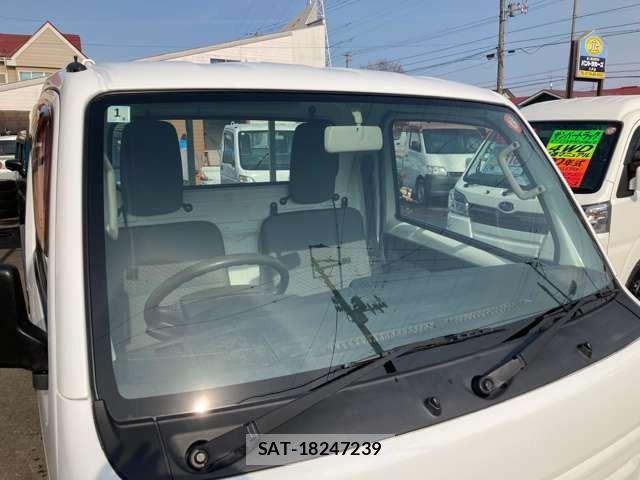 Mitsubishi MINICAB TRUCK 2017-01 6013155-8
