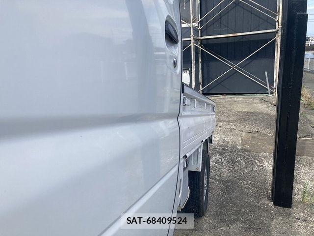 Mitsubishi MINICAB TRUCK 2008-01 6752413-14