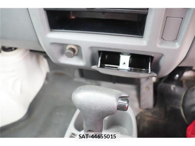Mitsubishi MINICAB TRUCK 2010-07 6791244-13