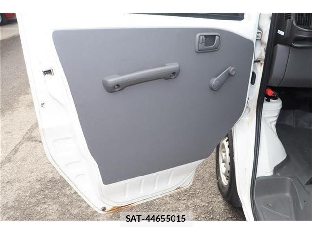 Mitsubishi MINICAB TRUCK 2010-07 6791244-16
