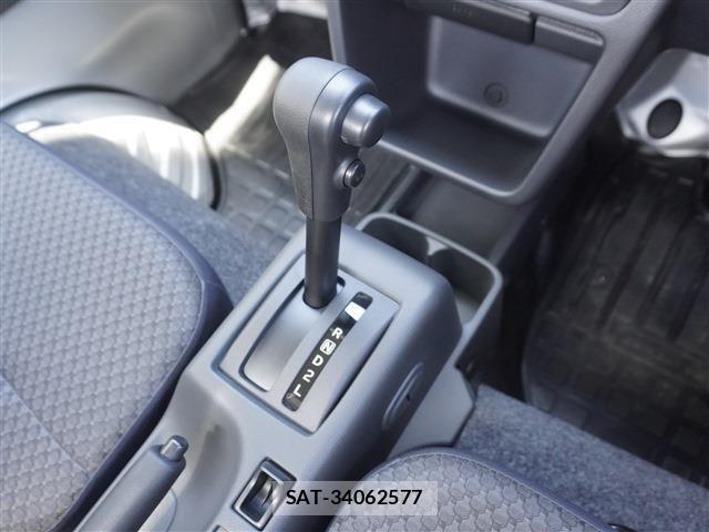 Mitsubishi MINICAB TRUCK 2025-04 6815957-11