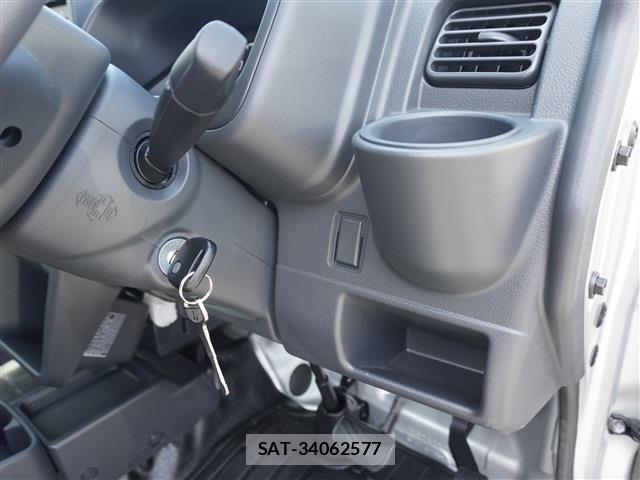 Mitsubishi MINICAB TRUCK 2025-04 6815957-14
