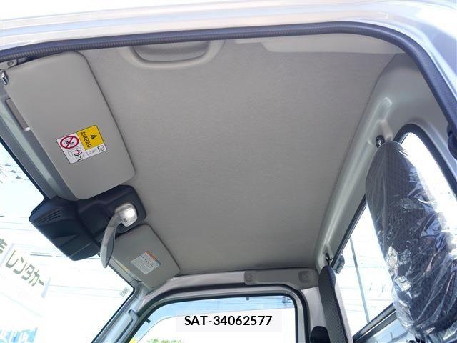 Mitsubishi MINICAB TRUCK 2025-04 6815957-15
