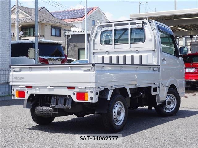 Mitsubishi MINICAB TRUCK 2025-04 6815957-2