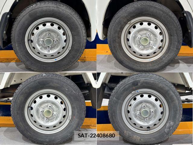 Mitsubishi MINICAB TRUCK 2012-05 6908507-24