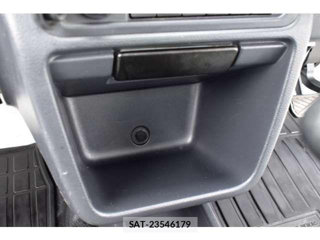Mitsubishi MINICAB TRUCK 2021-06 6908504-4