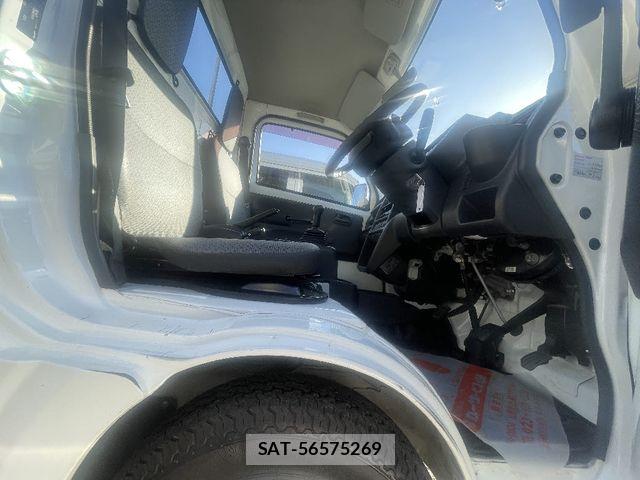 Mitsubishi MINICAB TRUCK 2015-09 6908503-5