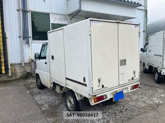 Mitsubishi MINICAB TRUCK 2010-01 7059621-6