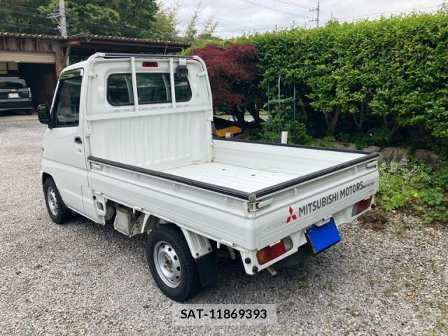 Mitsubishi MINICAB TRUCK 2000-01 7059618-5