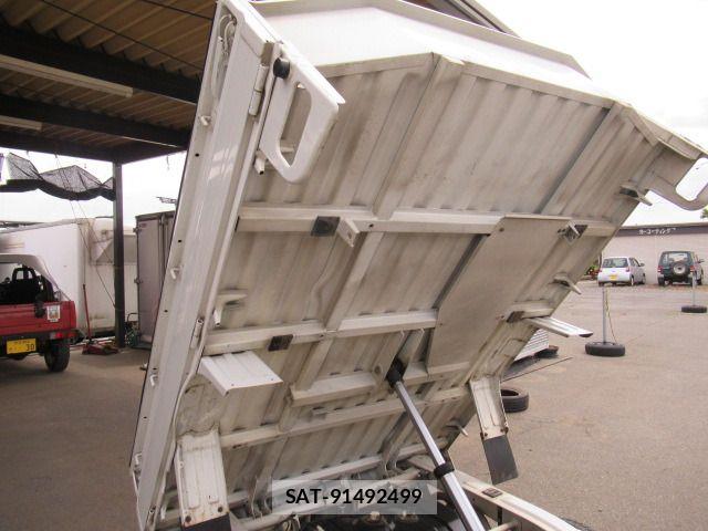 Mitsubishi MINICAB TRUCK 1999-01 7221880-17