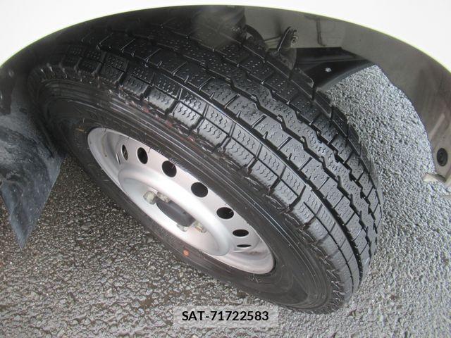 Mitsubishi MINICAB TRUCK 2022-02 7251556-26