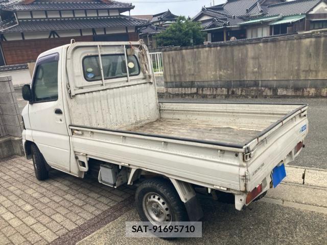 Mitsubishi MINICAB TRUCK 2006-07 7272343-5