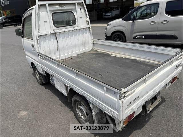 Mitsubishi MINICAB TRUCK 1996-01 7358770-2