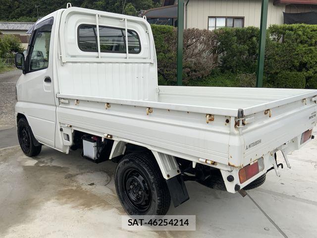 Mitsubishi MINICAB TRUCK 2004-01 7618146-7
