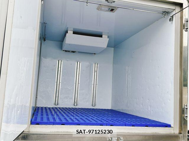 Mitsubishi MINICAB TRUCK 2018-06 7980036-15