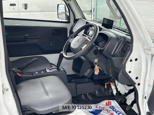Mitsubishi MINICAB TRUCK 2018-06 7980036-1