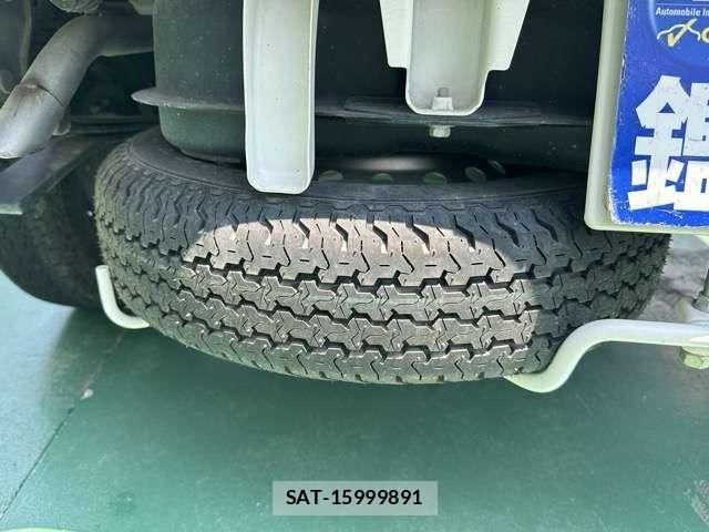 Mitsubishi MINICAB TRUCK 2022-11 8036795-5