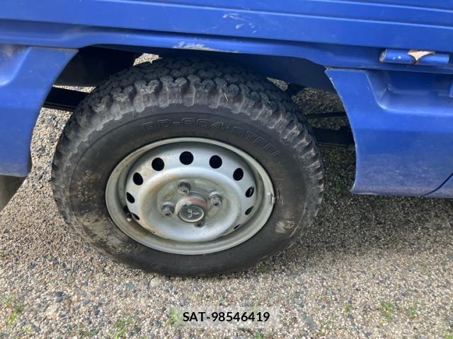 Mitsubishi MINICAB TRUCK 1999-01 8036796-6