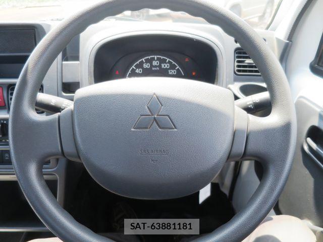 Mitsubishi MINICAB TRUCK 2023-07 8100482-9