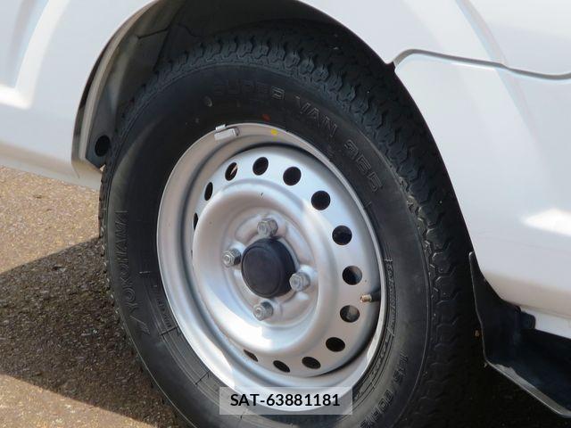 Mitsubishi MINICAB TRUCK 2023-07 8100482-17