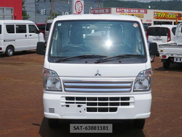 Mitsubishi MINICAB TRUCK 2023-07 8100482-1