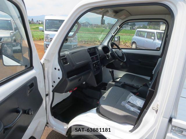 Mitsubishi MINICAB TRUCK 2023-07 8100482-5