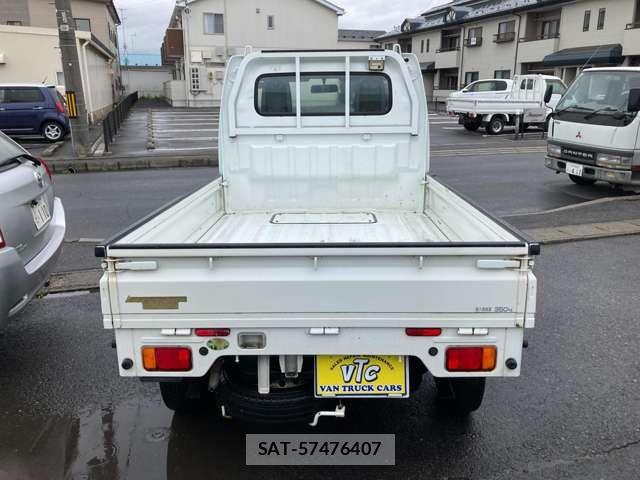 Mitsubishi MINICAB TRUCK 2018-08 8100481-12