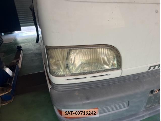 Mitsubishi MINICAB TRUCK 1998-05 8131260-10