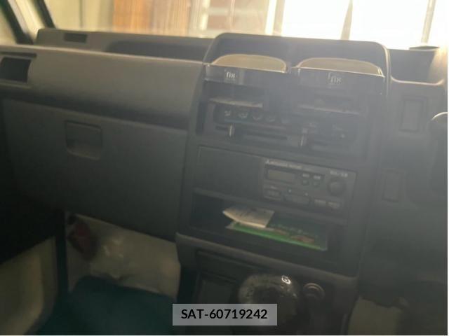 Mitsubishi MINICAB TRUCK 1998-05 8131260-16
