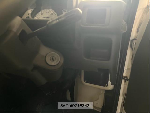 Mitsubishi MINICAB TRUCK 1998-05 8131260-18