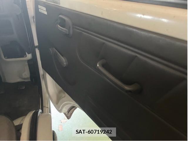 Mitsubishi MINICAB TRUCK 1998-05 8131260-19